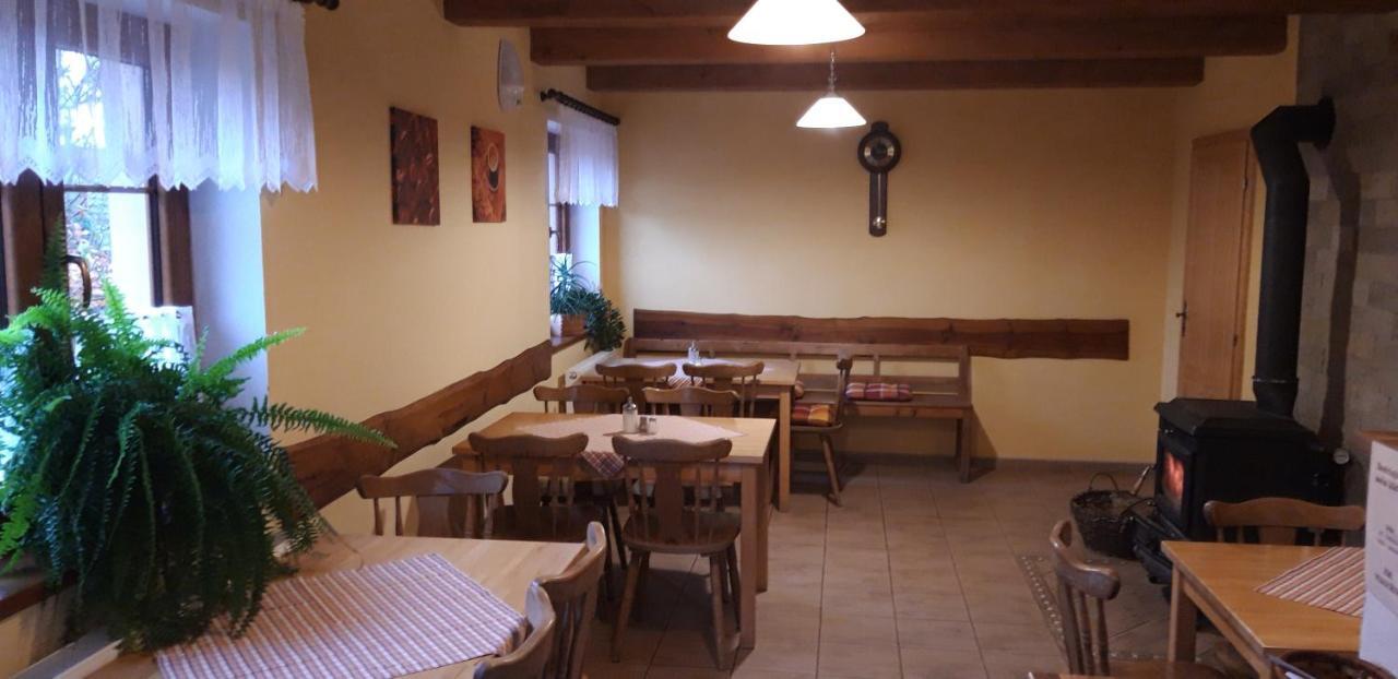 Penzion U Stoly Usilne Exterior photo